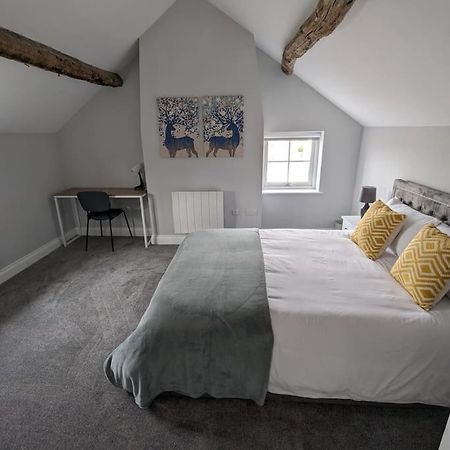 31 High Street - Modern & Stylish 2-Bed Apartment - Inc Parking Husbands Bosworth Kültér fotó