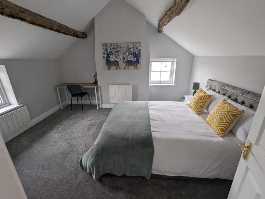 31 High Street - Modern & Stylish 2-Bed Apartment - Inc Parking Husbands Bosworth Kültér fotó